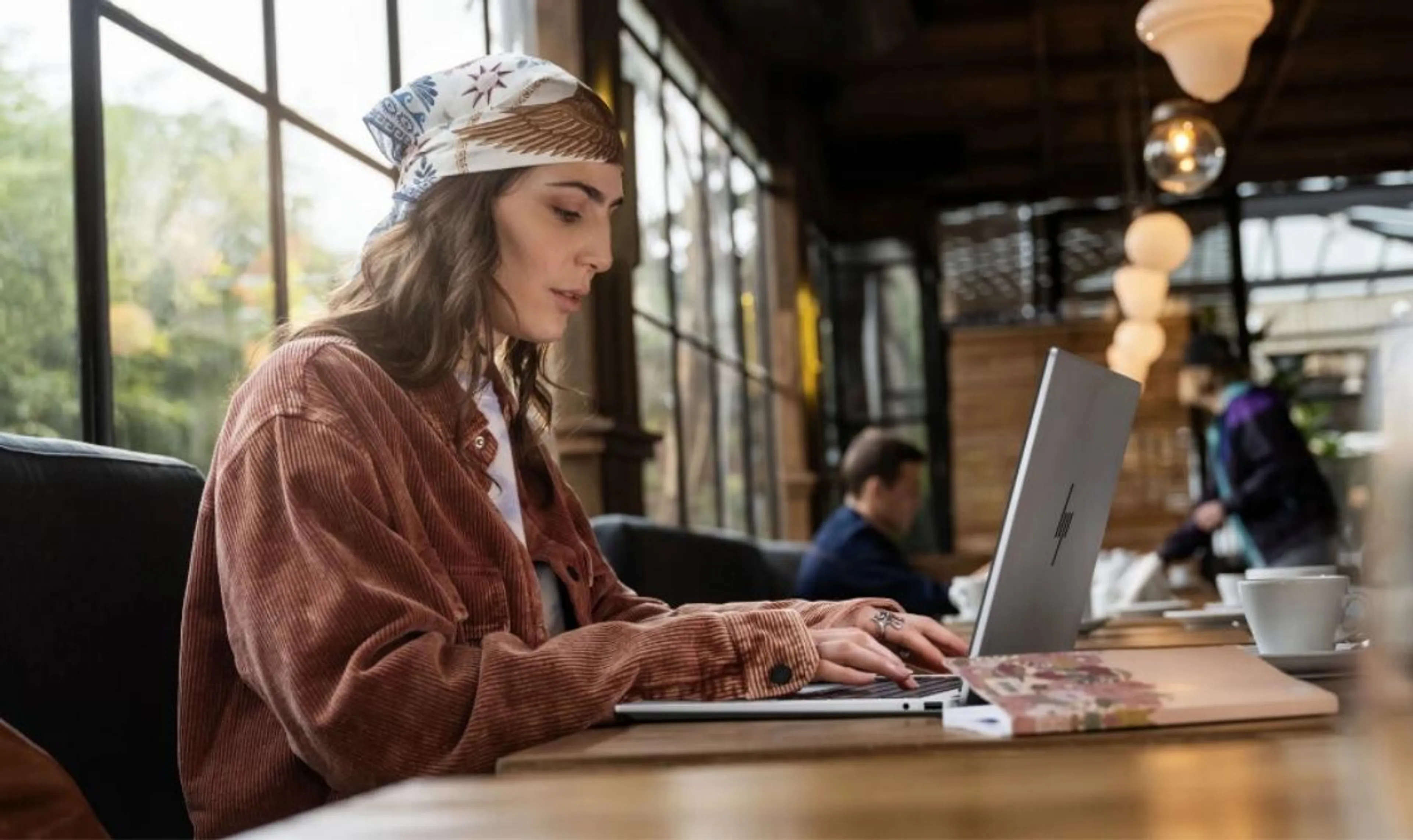 Extra 5% off OmniBook 7 Laptops