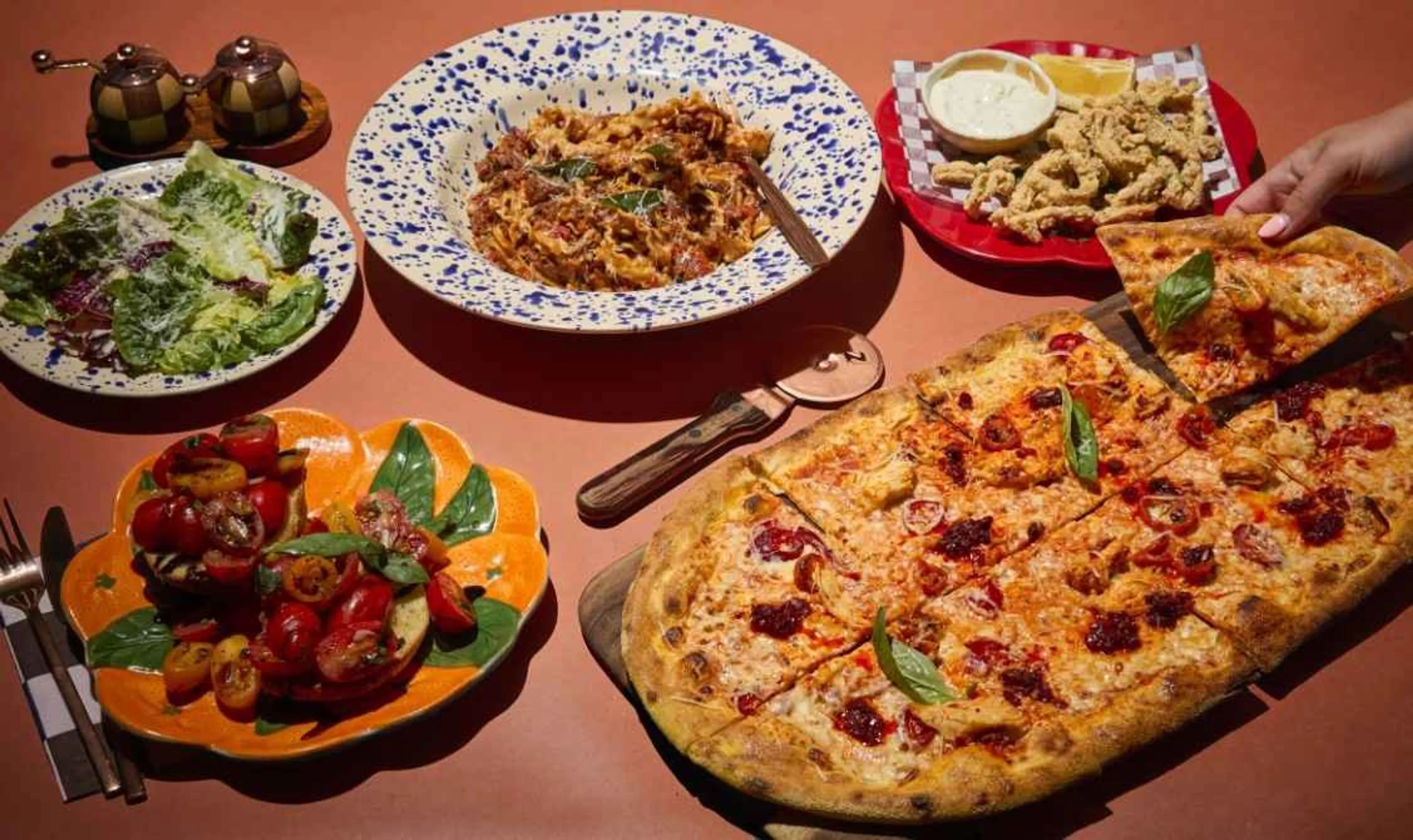 £10 Pizza Monday - Tuesday