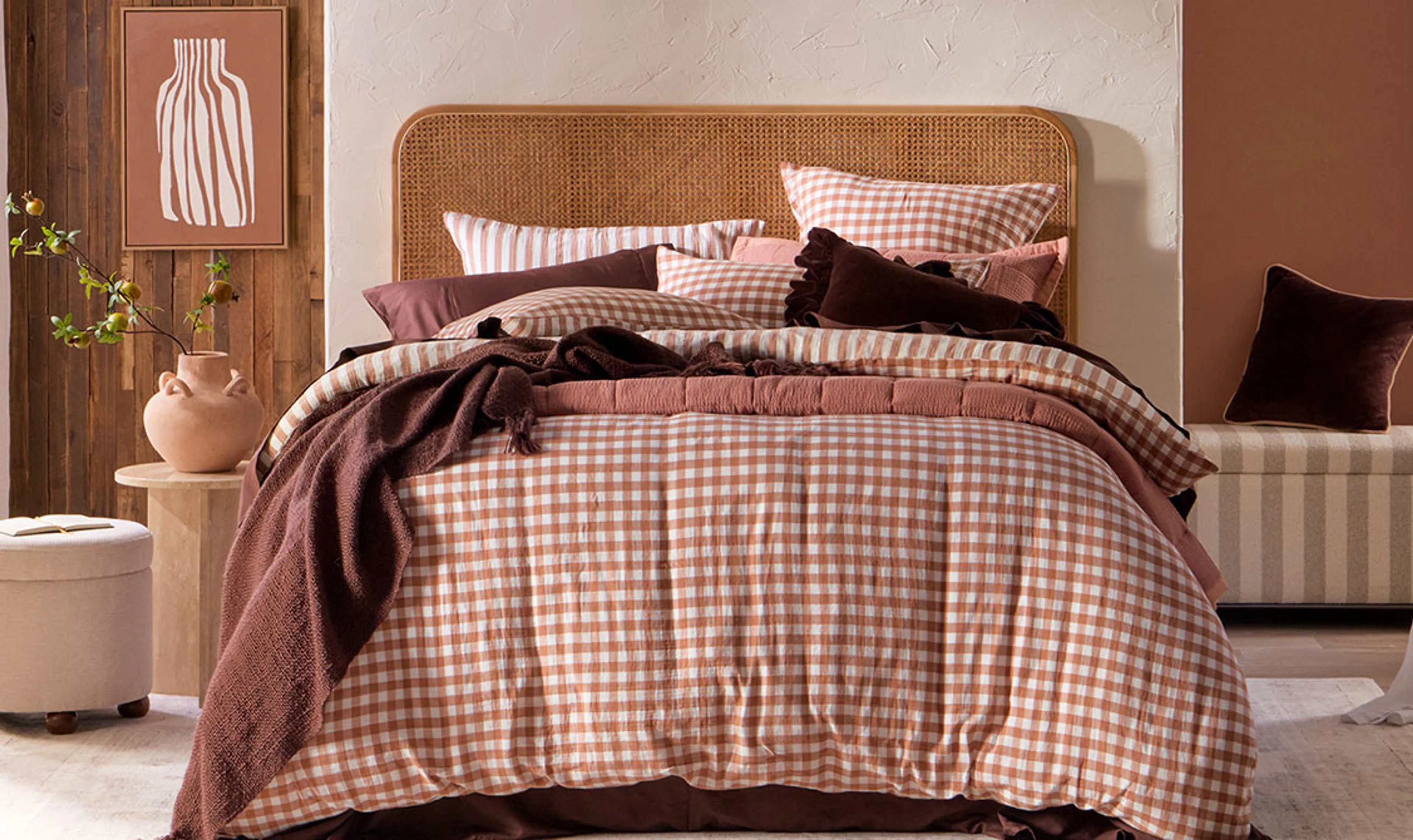 Extra 5% Off full-price items online at Pillow Talk