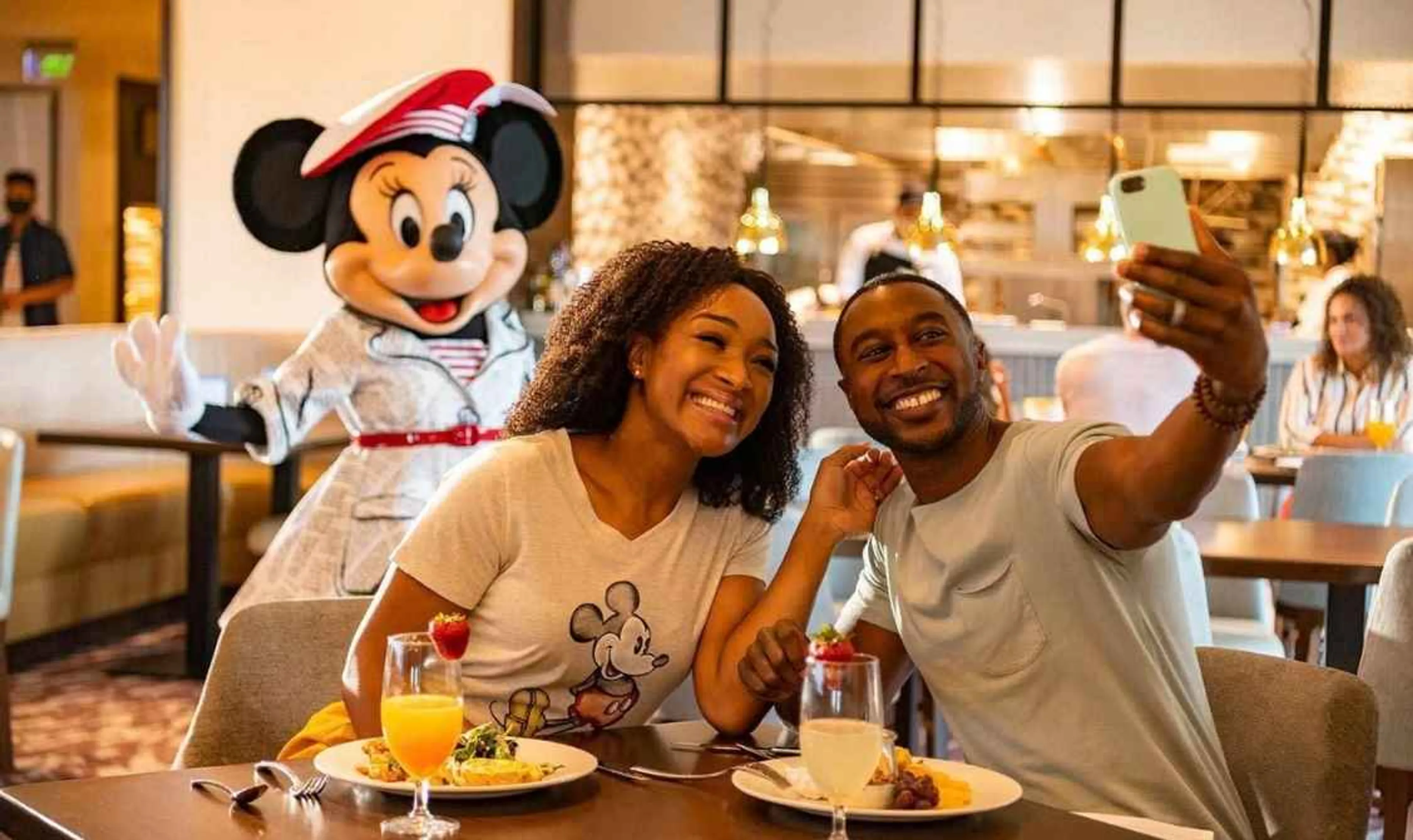 Free Dining and Drinks at Walt Disney World Resort in Florida