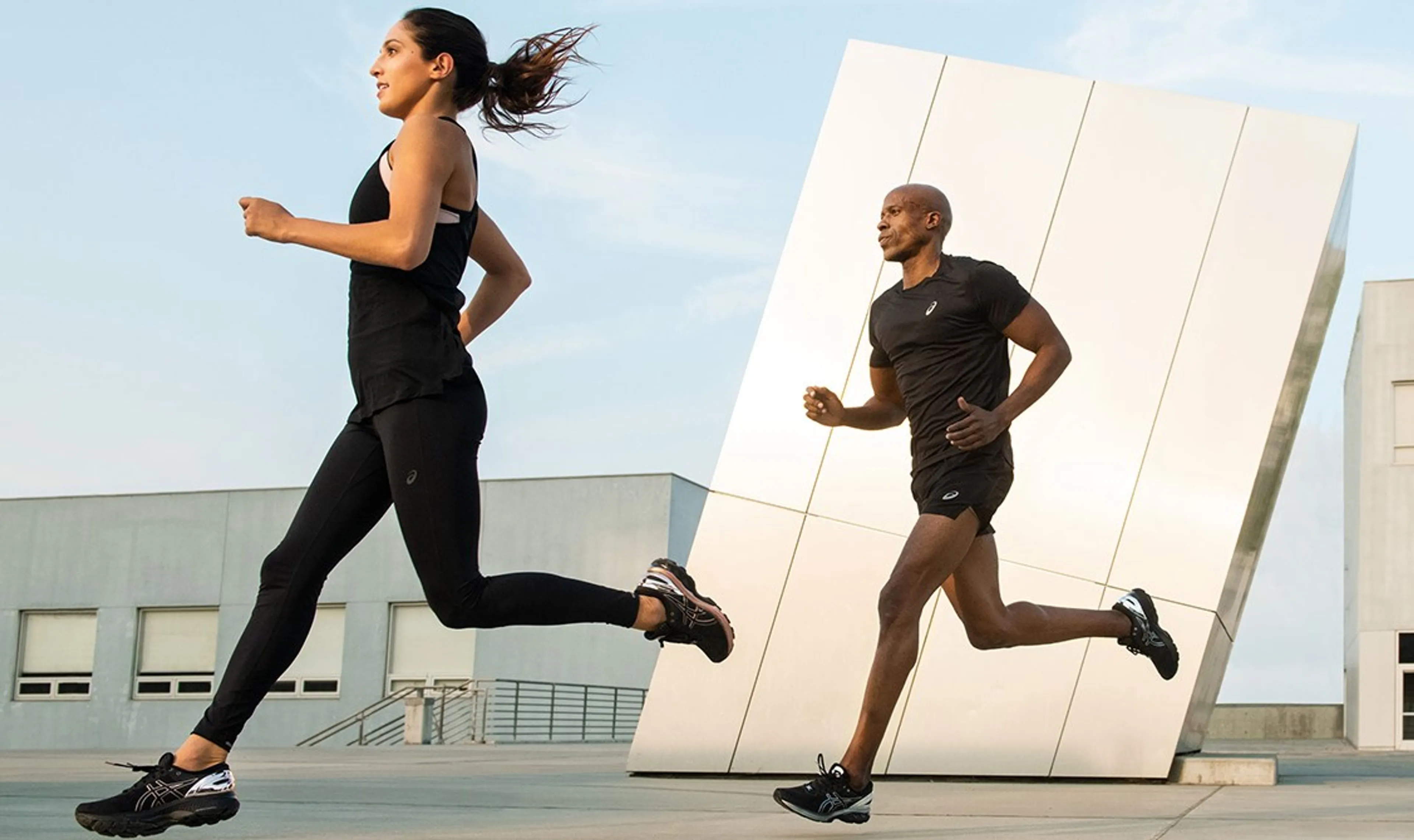 Get 10% off your first order with a OneASICS™ membership