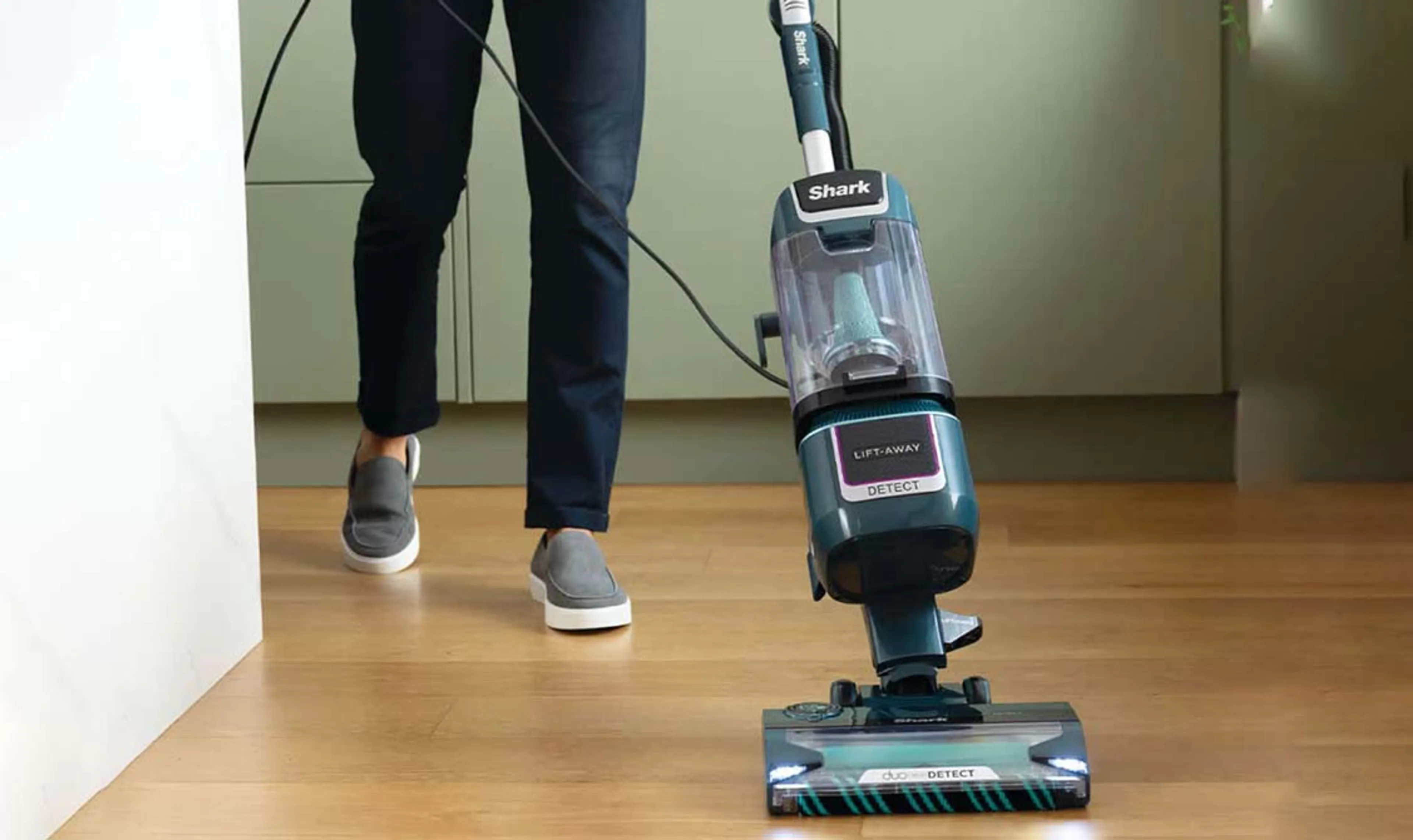 Save up to £100 + Extra 15% Off Shark Clean