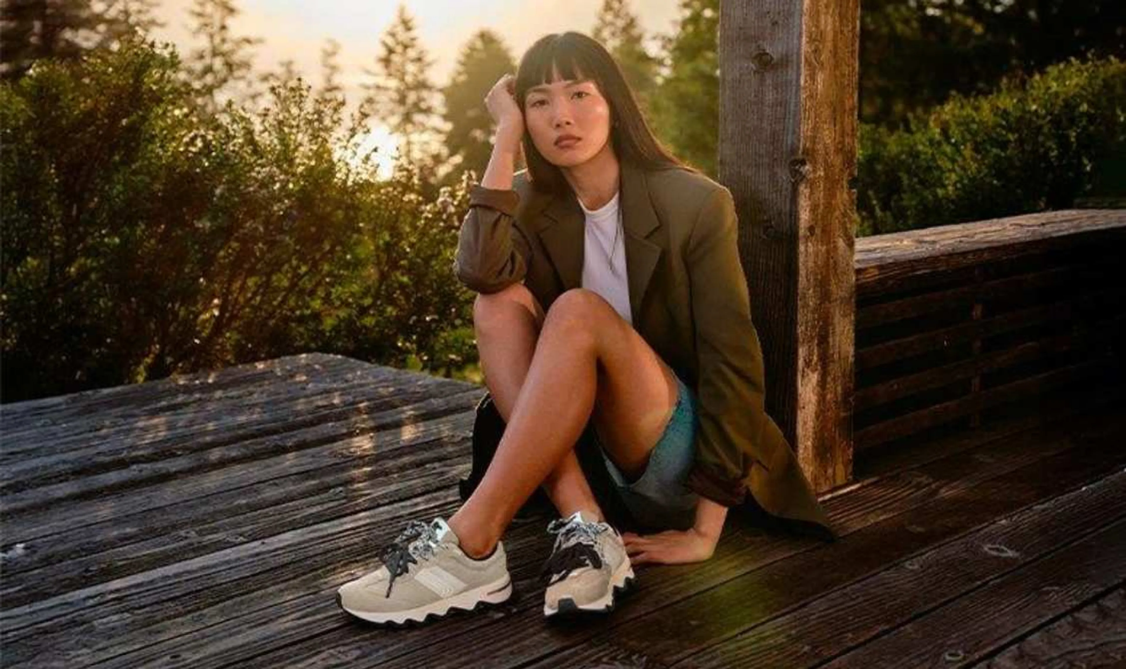 15% Rabatt auf reguläre + 10% Rabatt auf Sale-Artikel