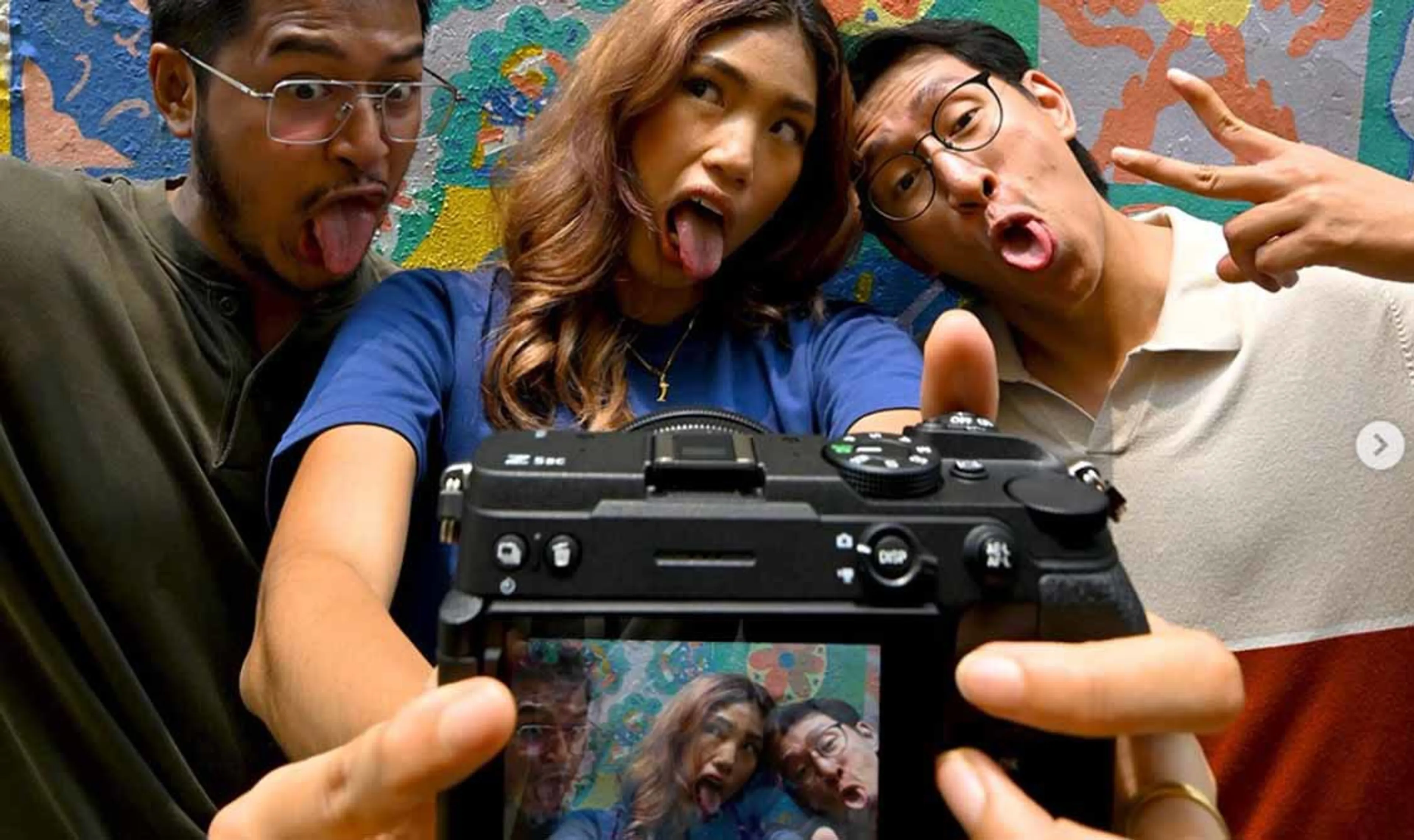 Student pricing on the Nikon Z5IIC + FREE Peak Design Strap