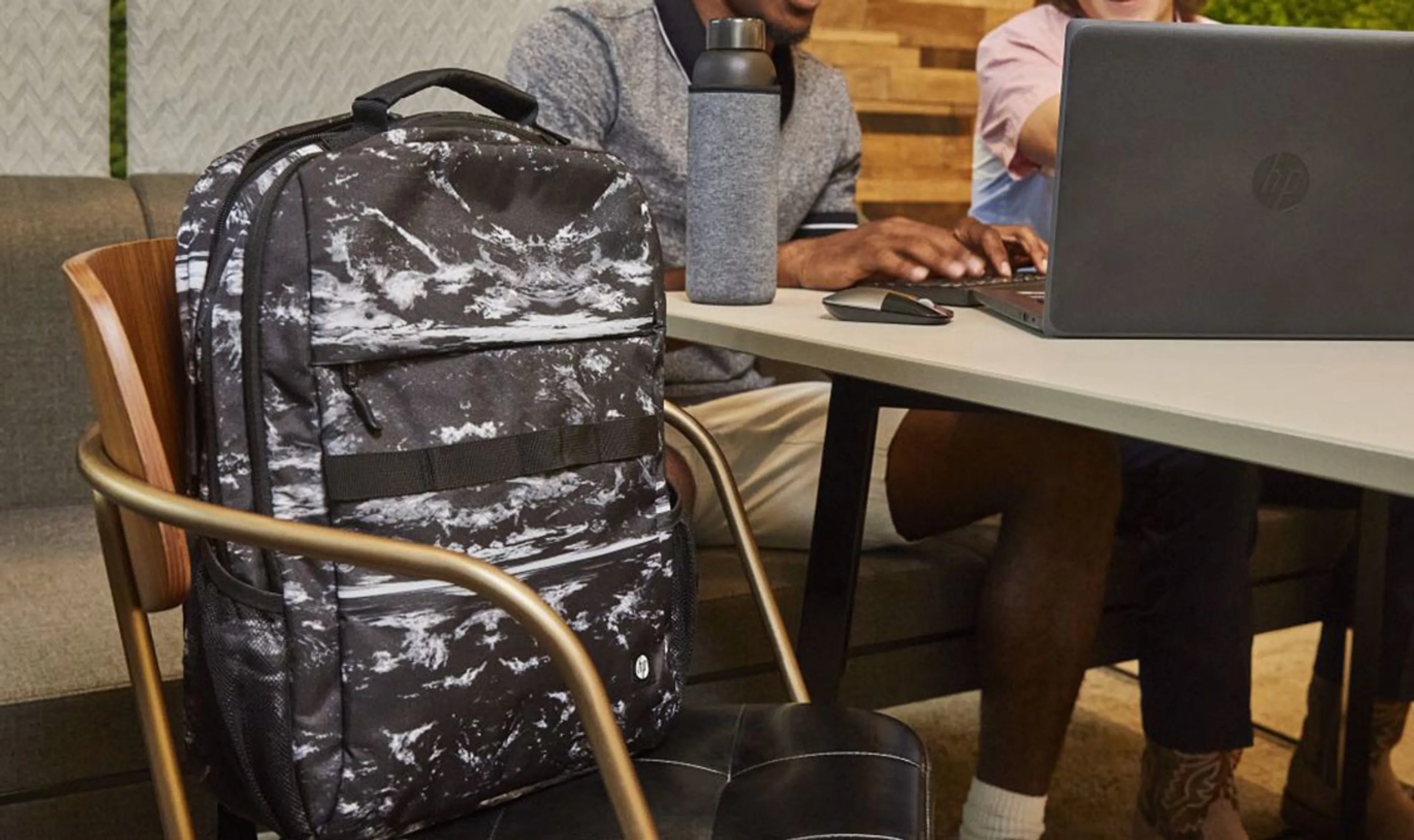 Get a FREE HP Campus Backpack!