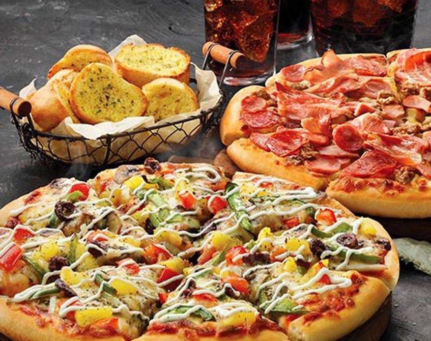 Pizza Hut Restaurants