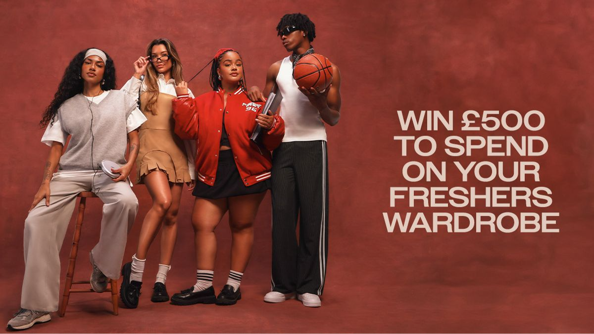 Win £500 for a new Freshers Wardrobe✨📚