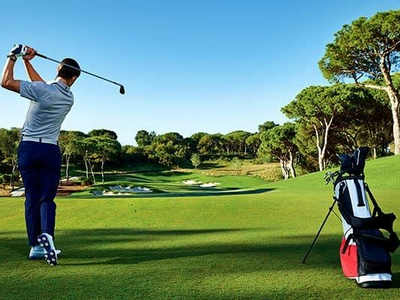 GOLFING🏌️‍♂️