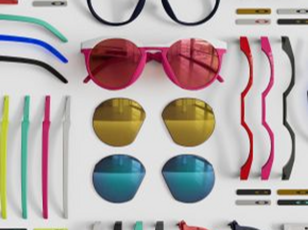 Sparen Sie bei personalisierten Sonnenbrillen von Oakley!