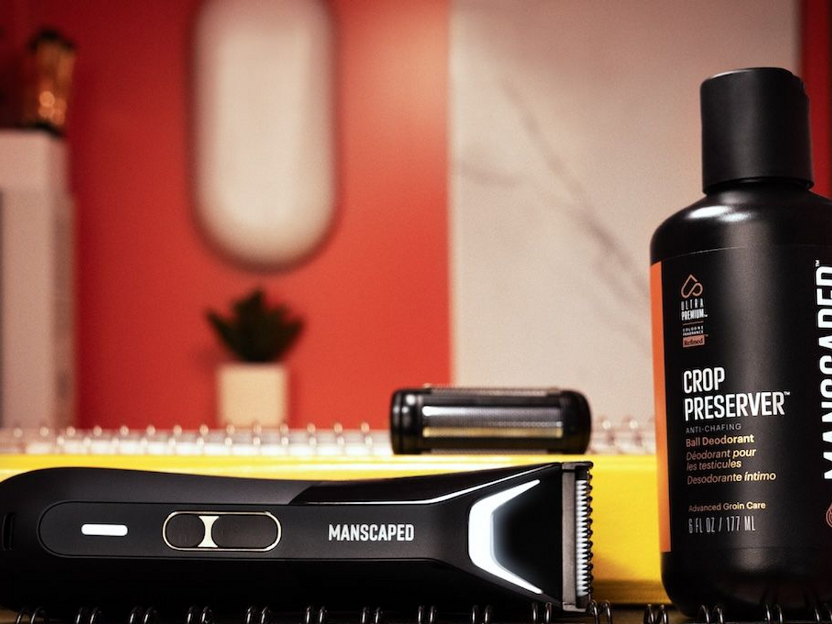 Look sharp this semester—below the belt too. 15% off for students! 📚