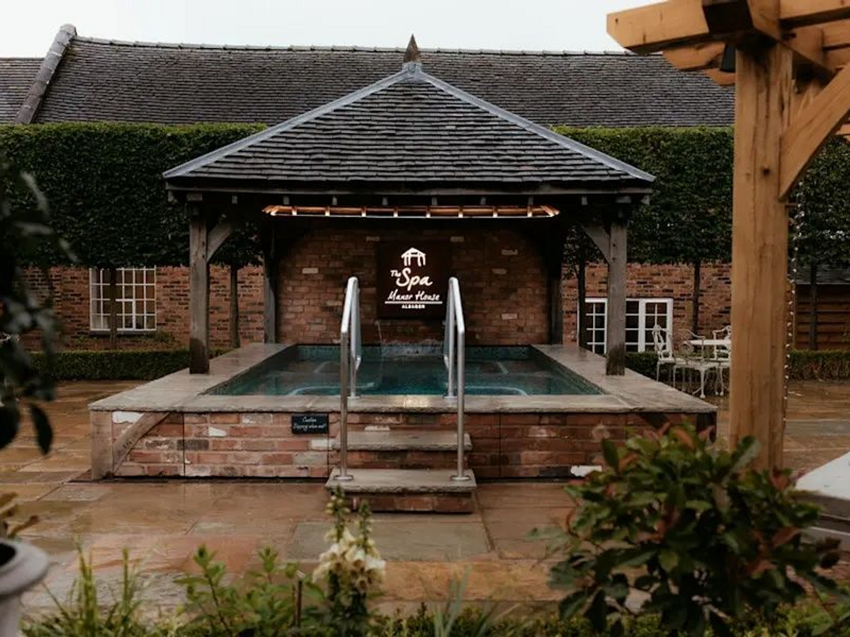 Manor House Hotel, Alsager