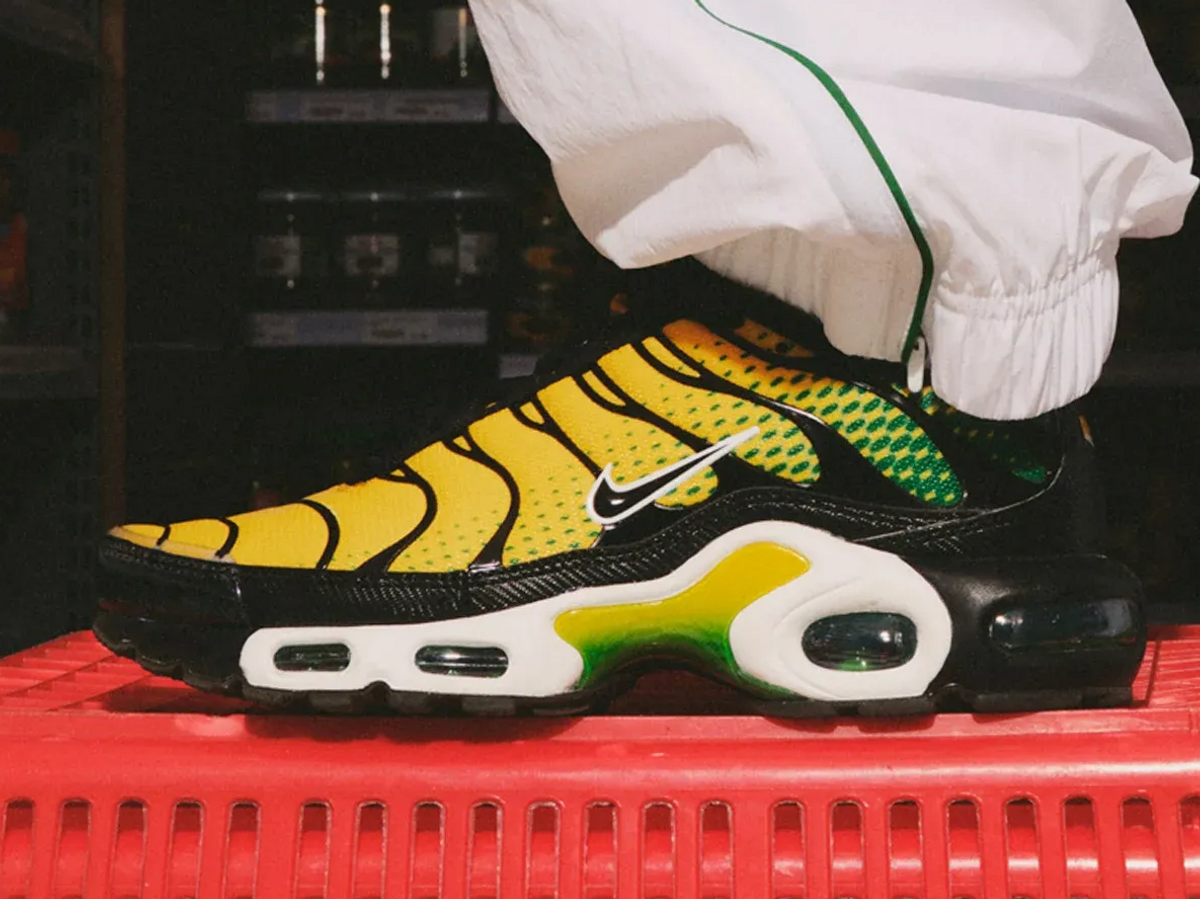 VENU DE SORTIR : NIKE TN 'FOOTBALL' PACK