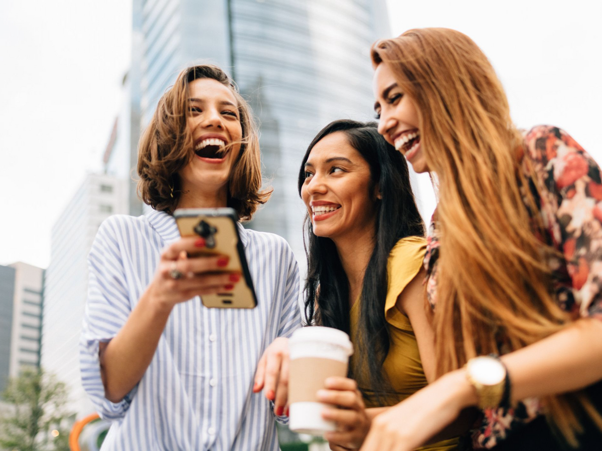 Cuéntaselo a tus amigos, comparte  tus beneficios y gasta tu Grover Cash 💰