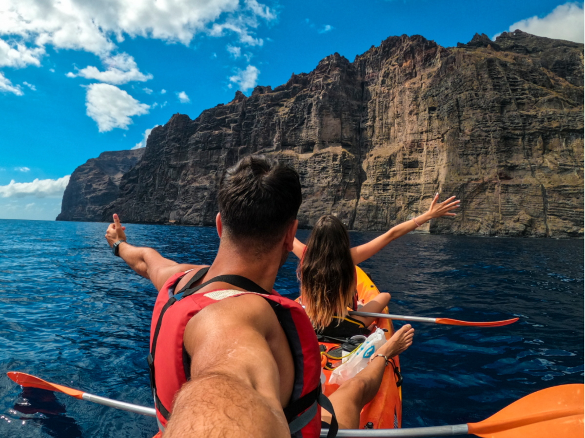 Sube tus mejores aventuras a GoPro.com/Awards!