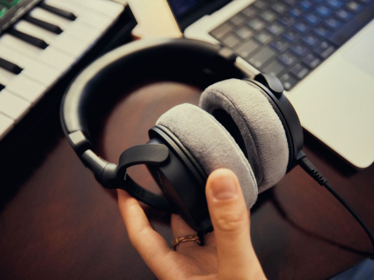 Kompakter Studiokopfhörer DT 270 PRO