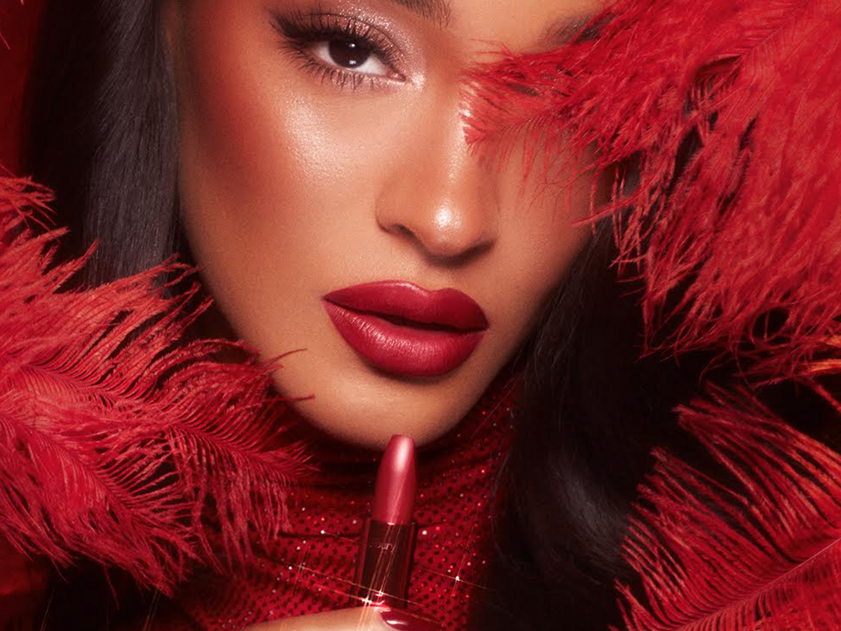 FIND YOUR FLAWLESSLY MATCHED PINK & RED SHADES💋