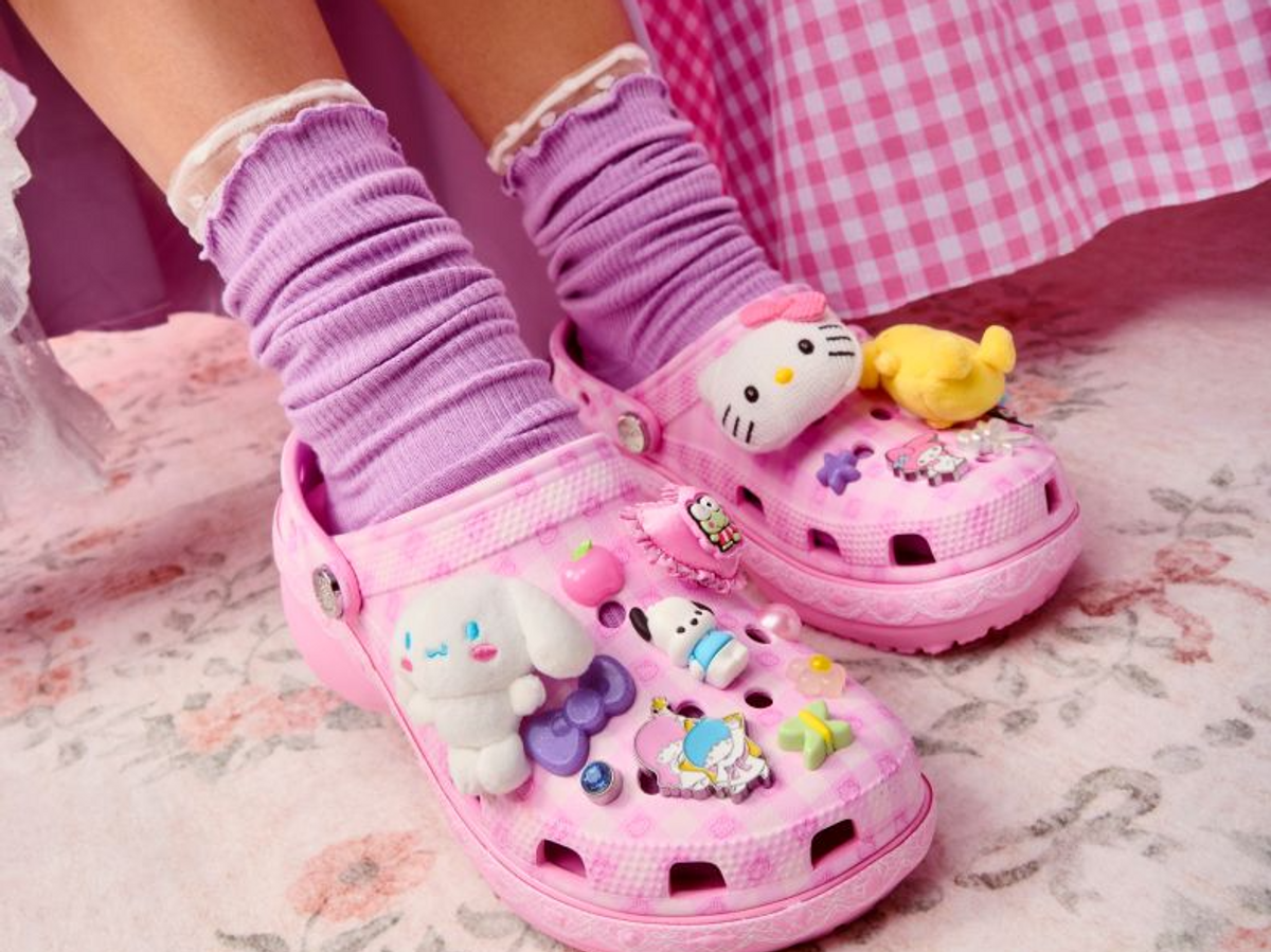 Crocs x Hello Kitty: A Decadent Classic!