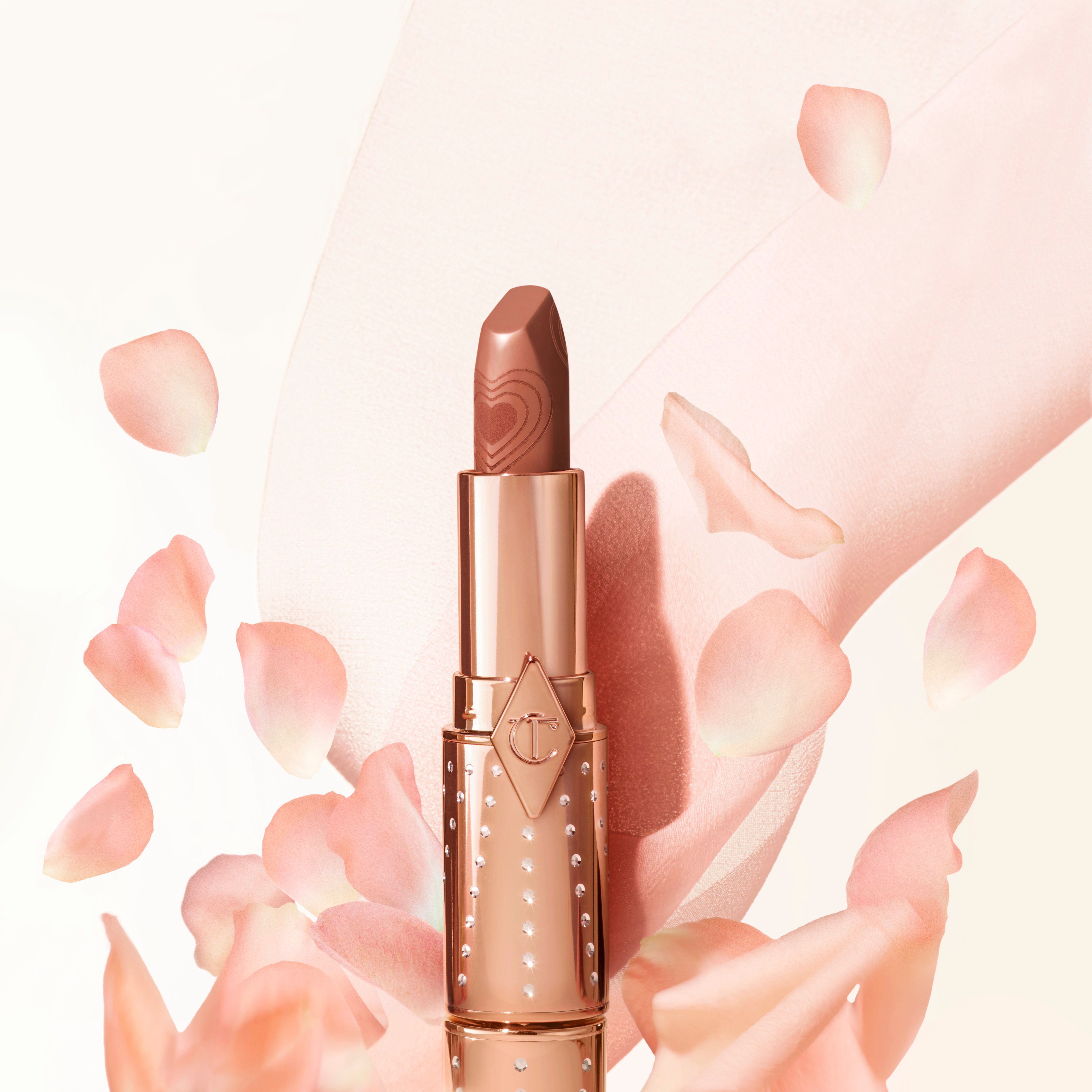 NEW! BEAUTY BREAKTHROUGH Nude Romance - the next nude icon on everyone’s lips!