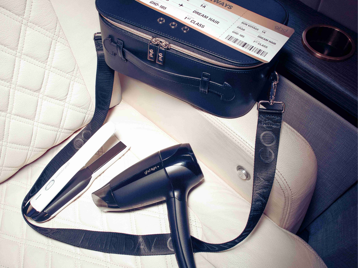 ✈️ Ne pars pas en vacances sans tes indispensables ghd ! 