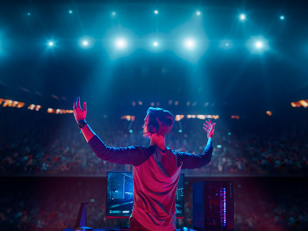 Garmin Instinct® – Esports Edition