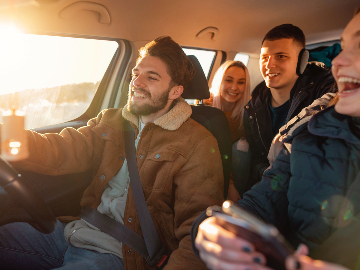 Driving home for Christmas? Halfords has the perfect festive playlist 🎄🎶