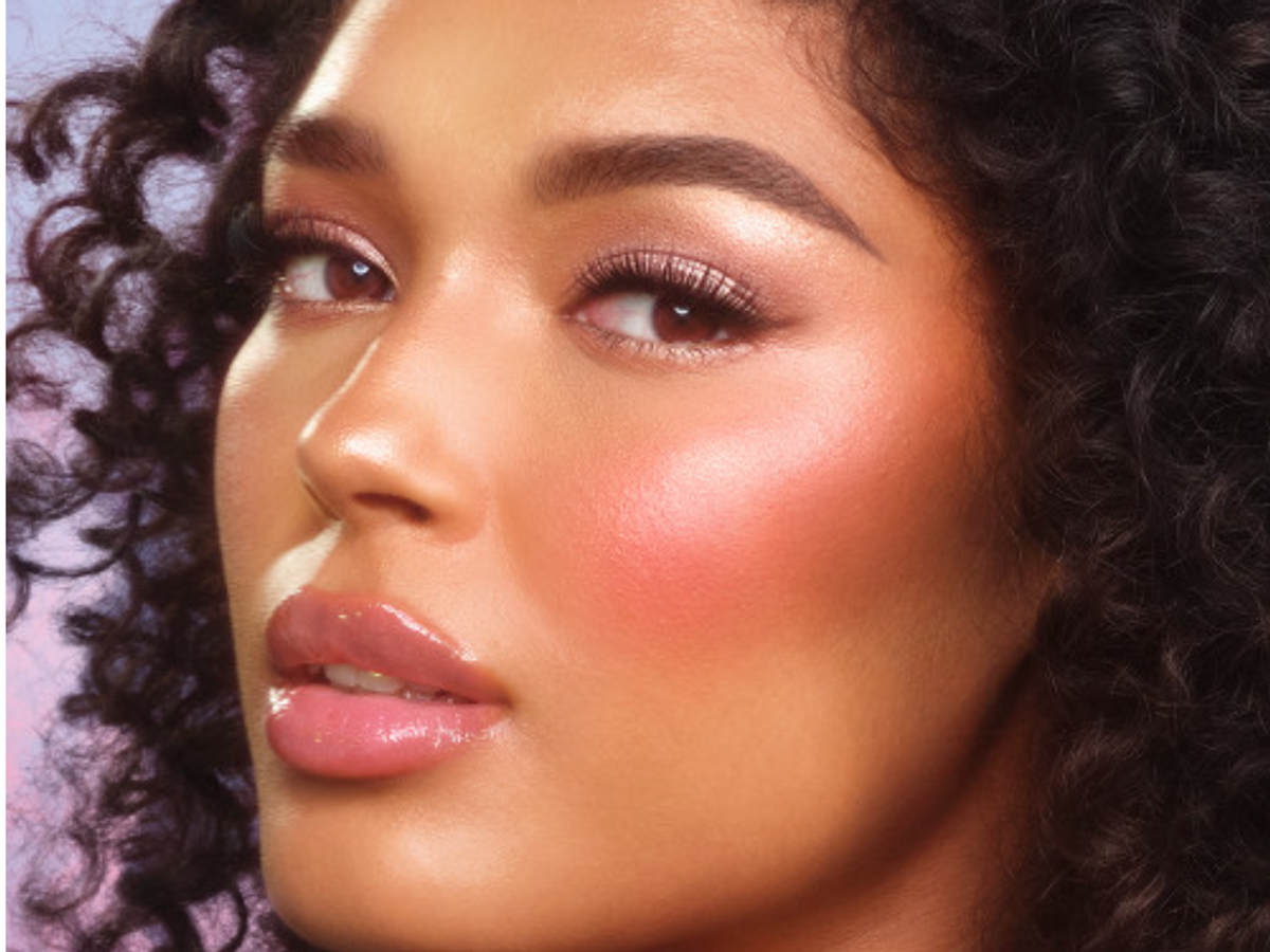 Introducing PINKGASM SUNSET to the beauty wands family ☀️