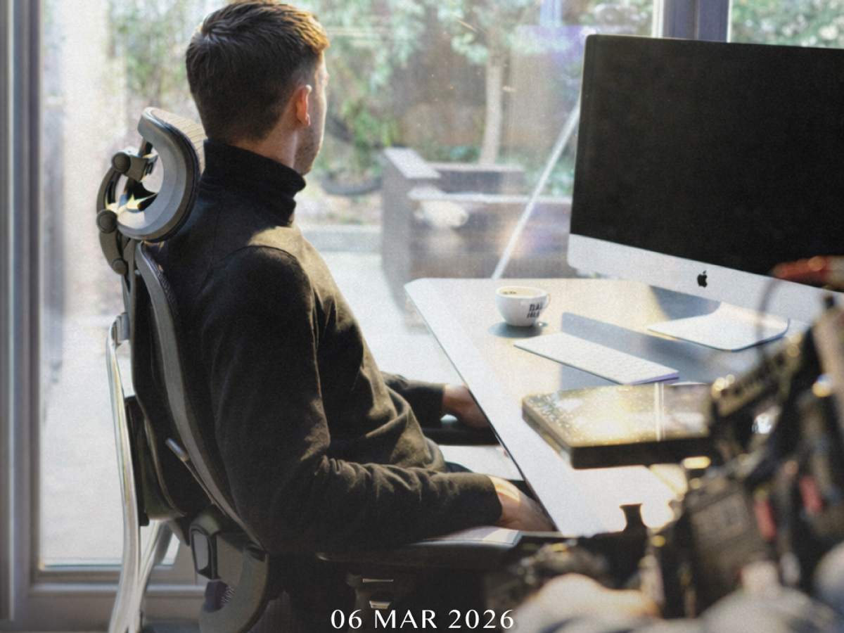 Raad jij wie het is? 👀 Doe mee en win een E7 Flow! 4 mrt 2026