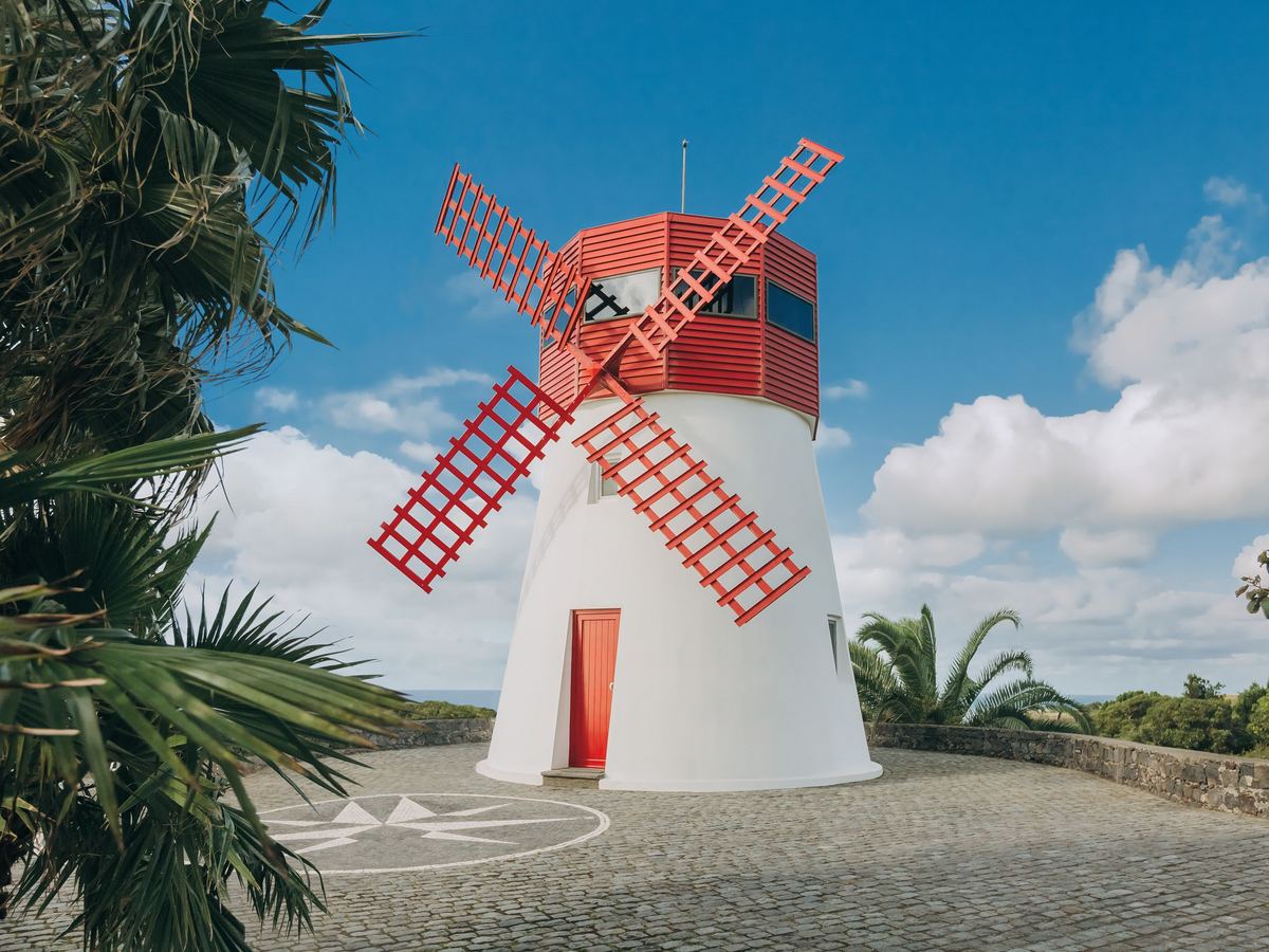 Escape to anywhere, anytime on Airbnb 🗺️