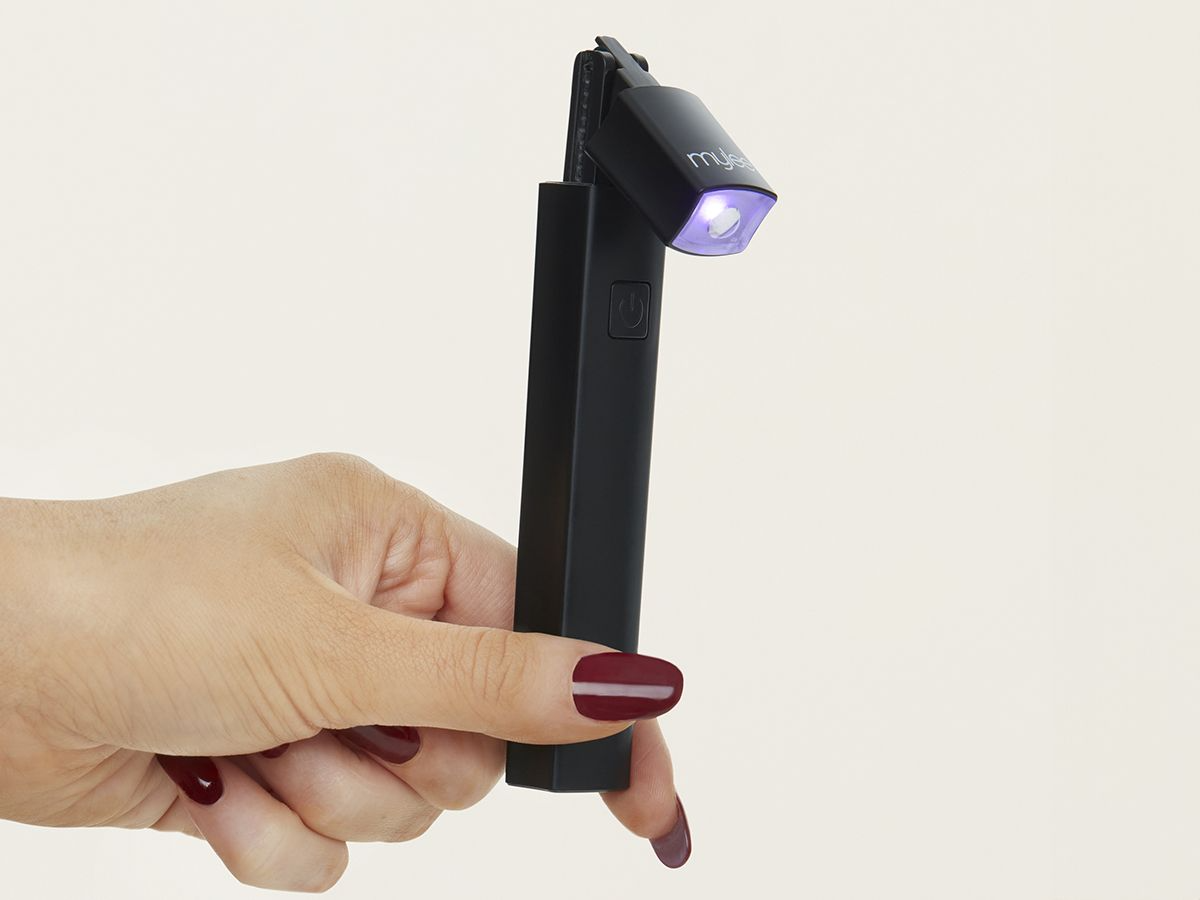 Introducing Mylee's Fix 'N' Flash Led Torch 💅🩷