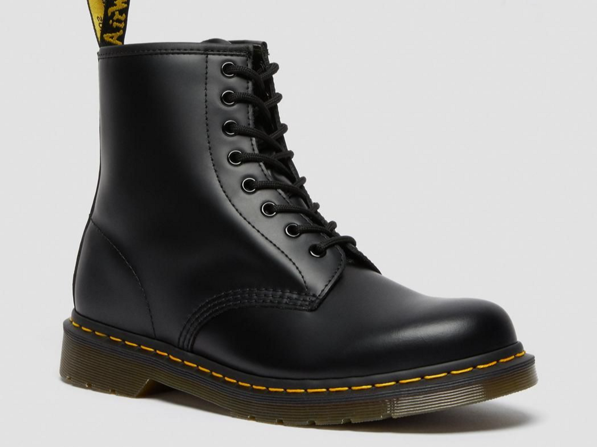 unidays dr martens