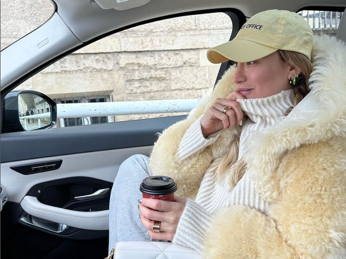 Car photoshoots are always a good idea 📸