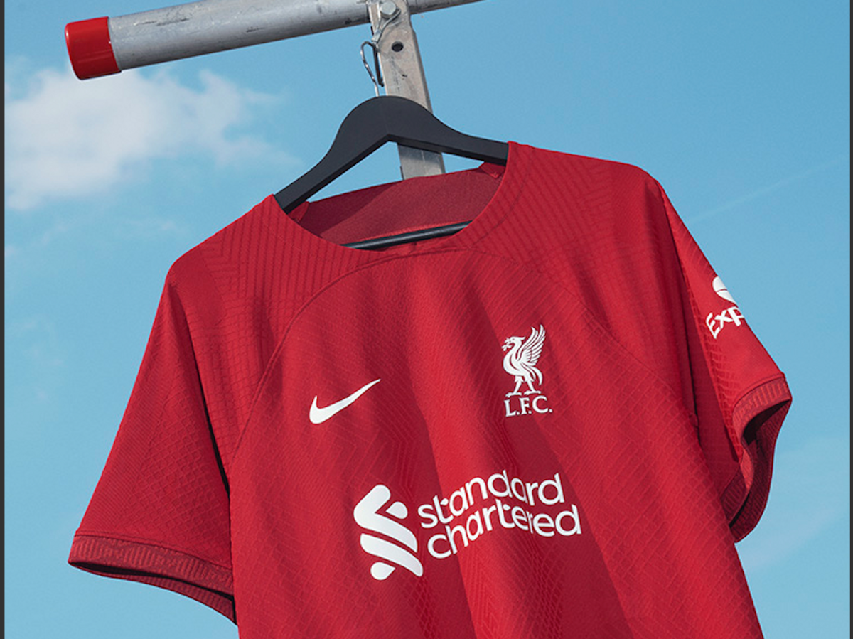 LFC Nike Mens Pre-Match Short Sleeve Top 22/23