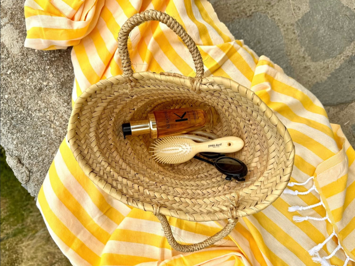 Effortlessly radiant hair, wherever Summer takes you✨ 