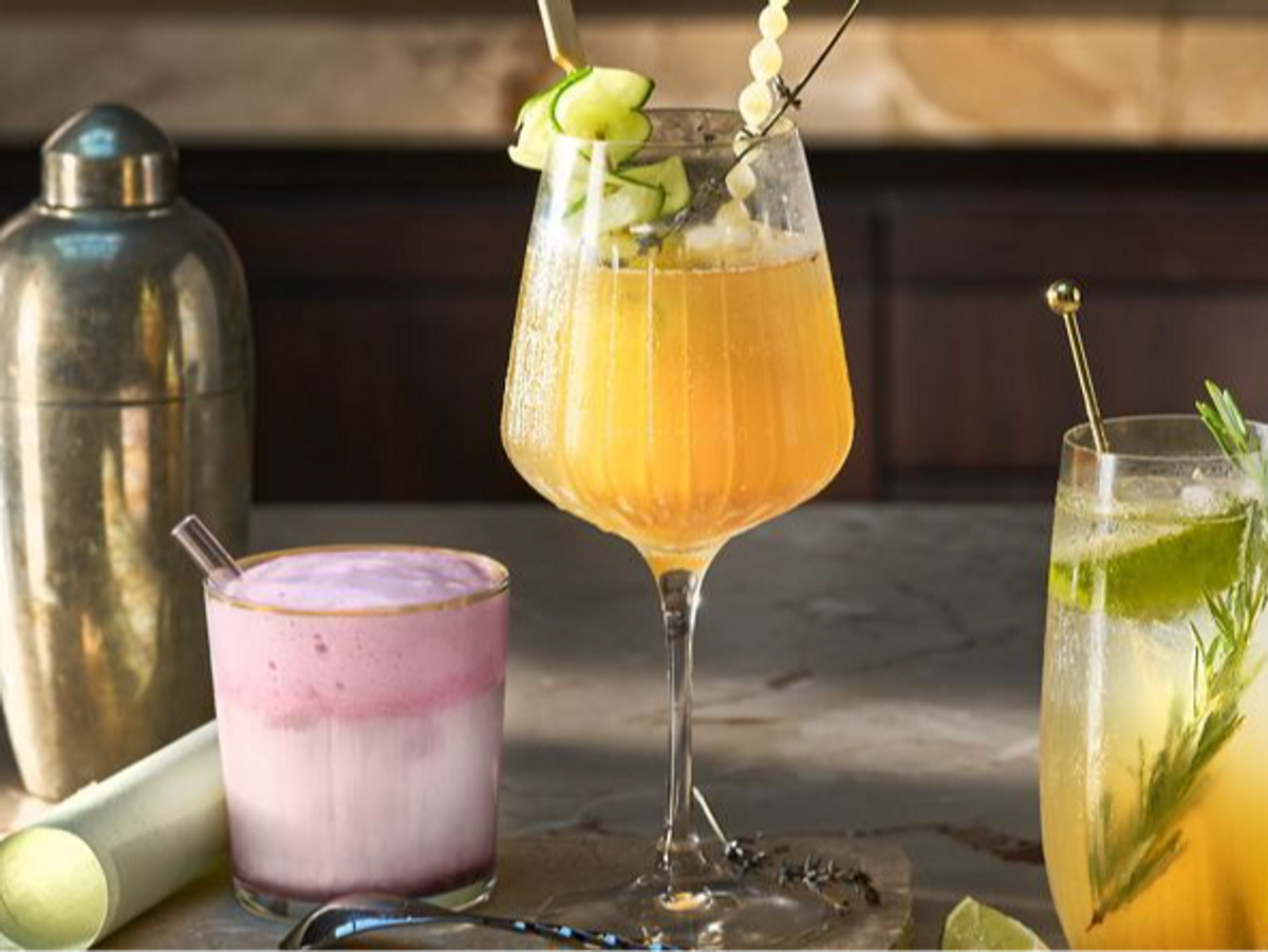 🎄 December Drinks, No Hangover Needed