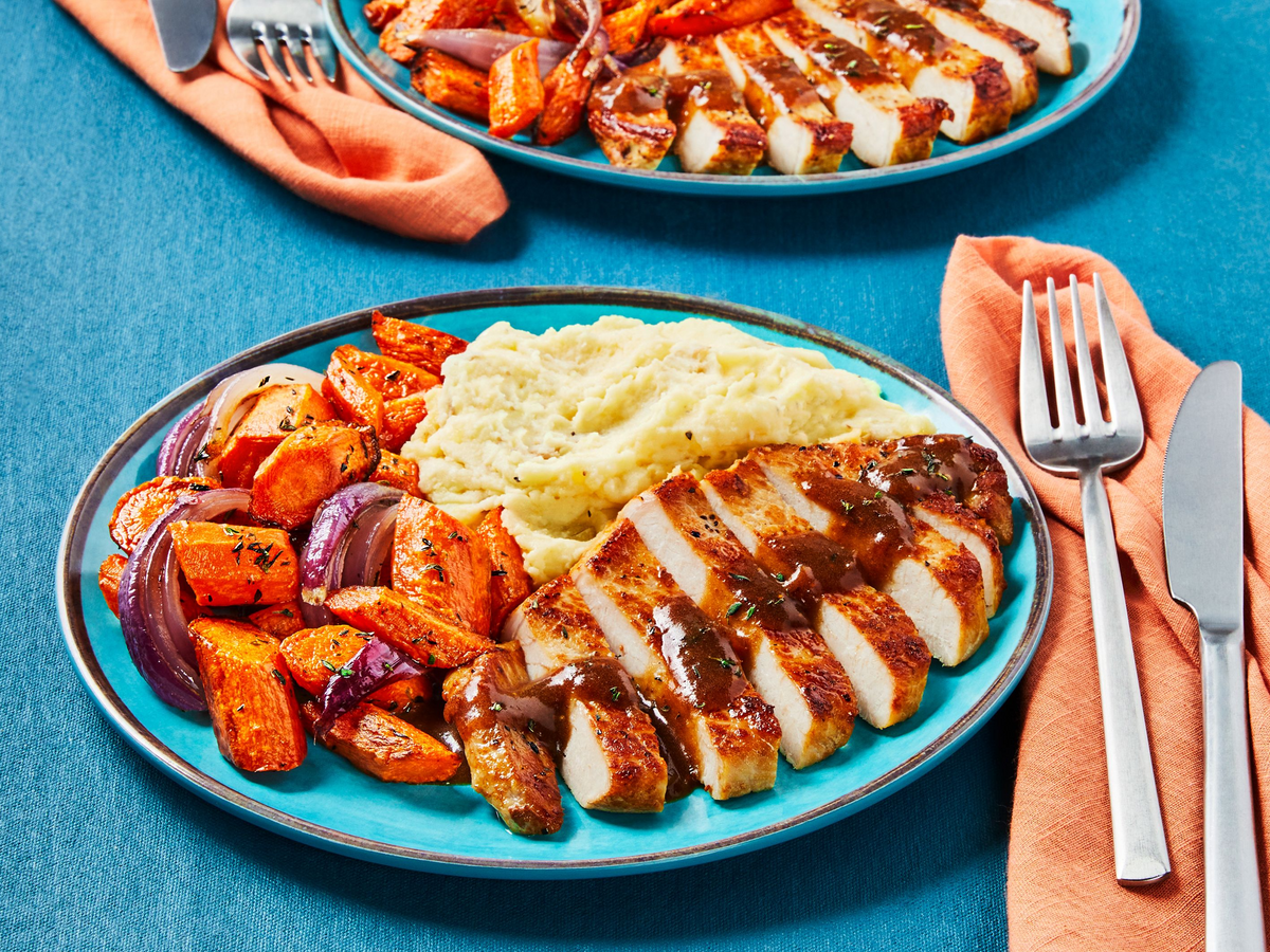 This recipe is seriously SAUCY! Pan Saucy that is 🤤