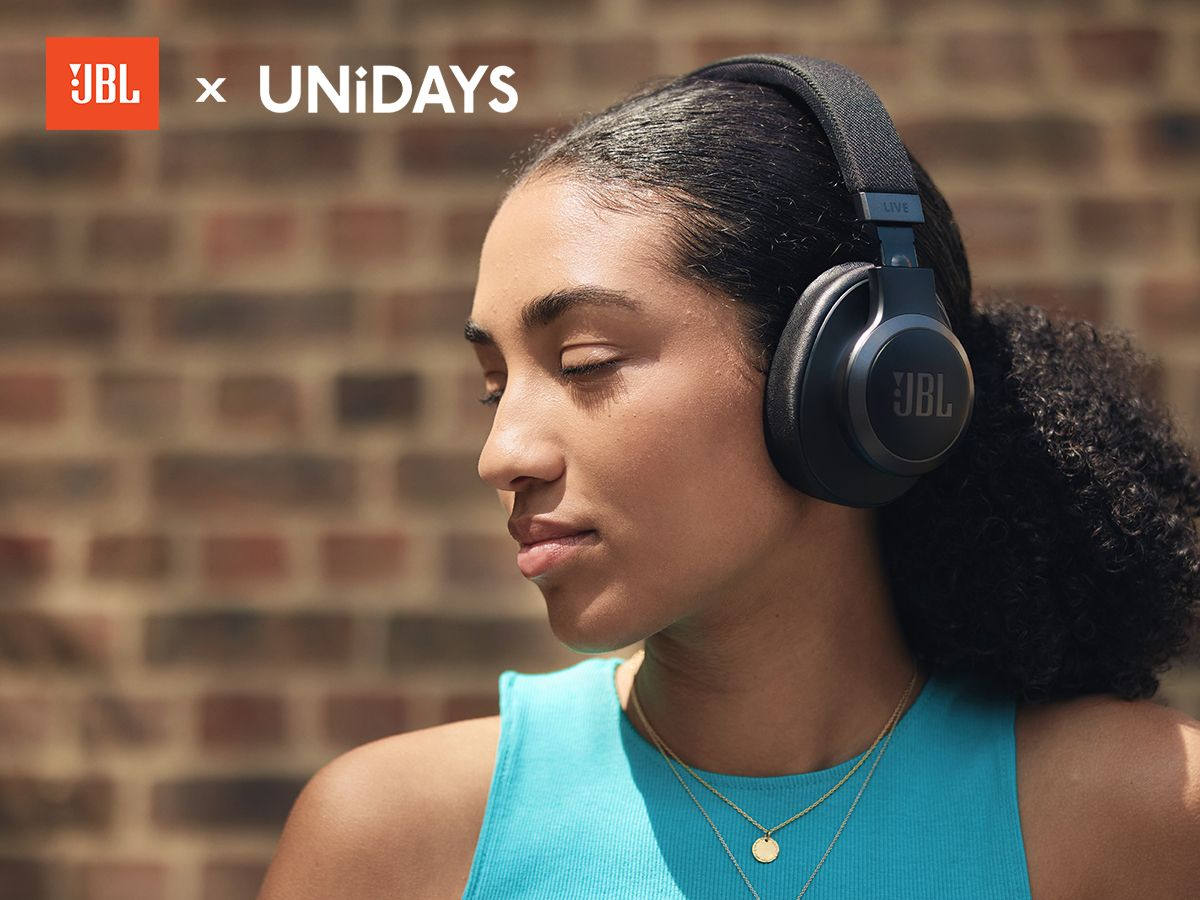 Black Friday is LIVE on JBL! 🔊🔥