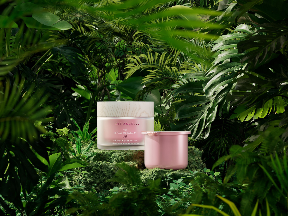 Let's turn Black Friday Green💚