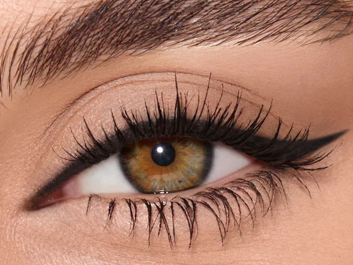 Rock 'N' Kohl eyeliner pencils are back with a NEW! enhanced kajal formula 🖤