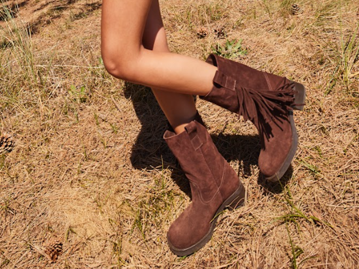 These shoes deserve a bank holiday ☀️