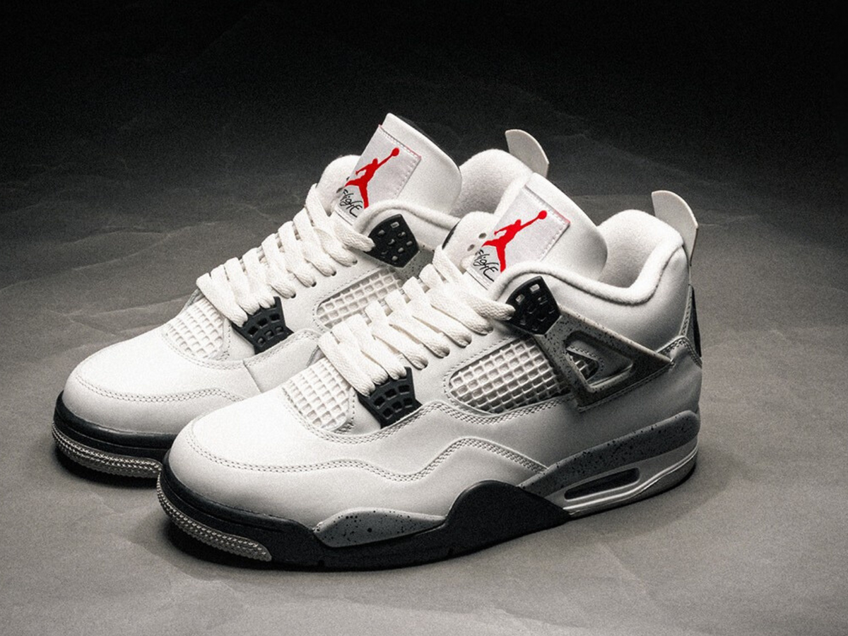 AIR JORDAN 4 "Black Cement"