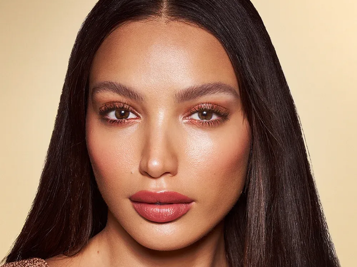 Receive 2 complimentary samples with every order!