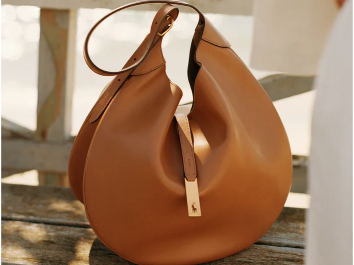 TIMELESS ACCESSORIES AND REFRESHED CLASSICS