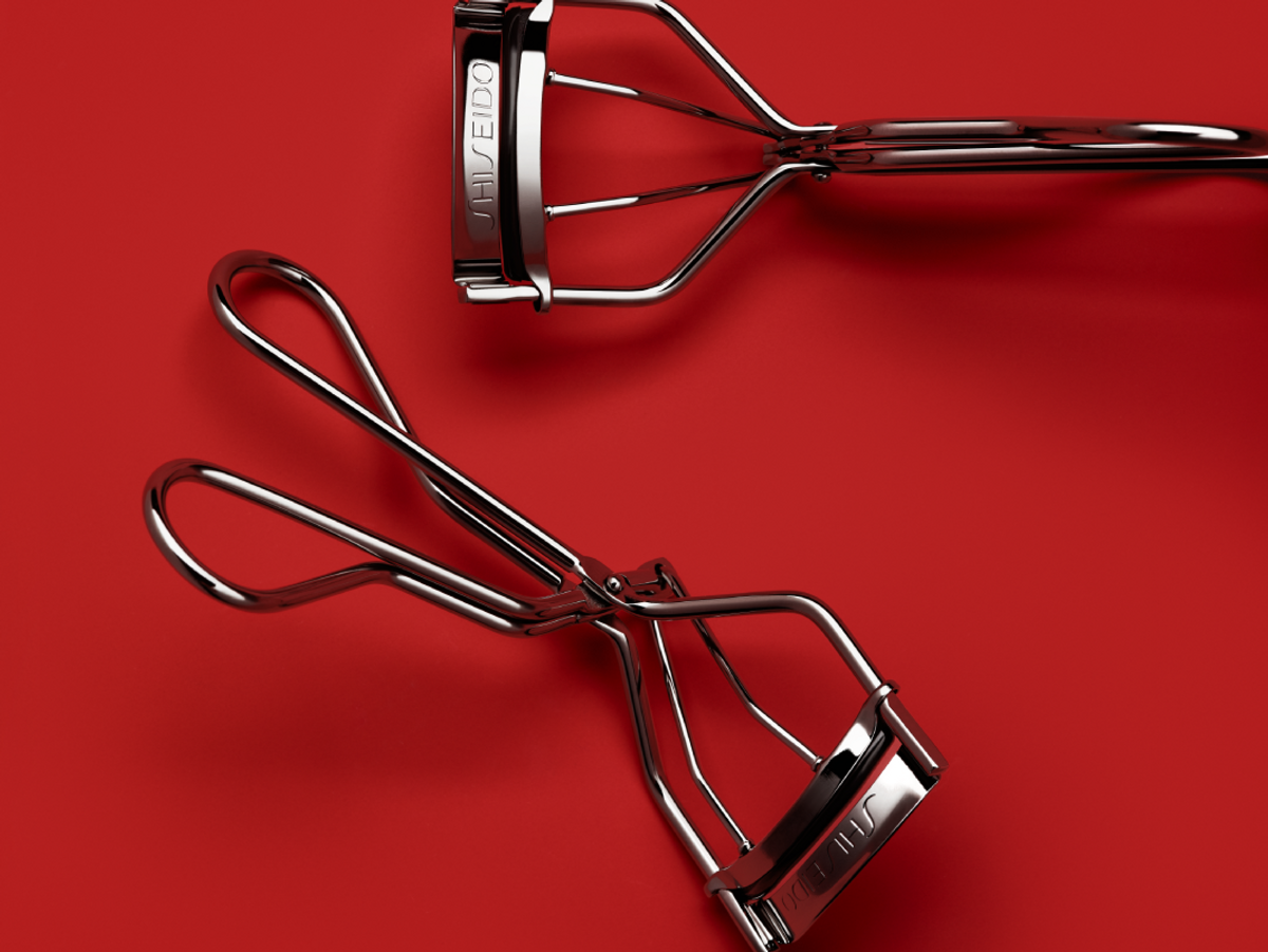 Back in stock: The viral eyelash curler ❤️