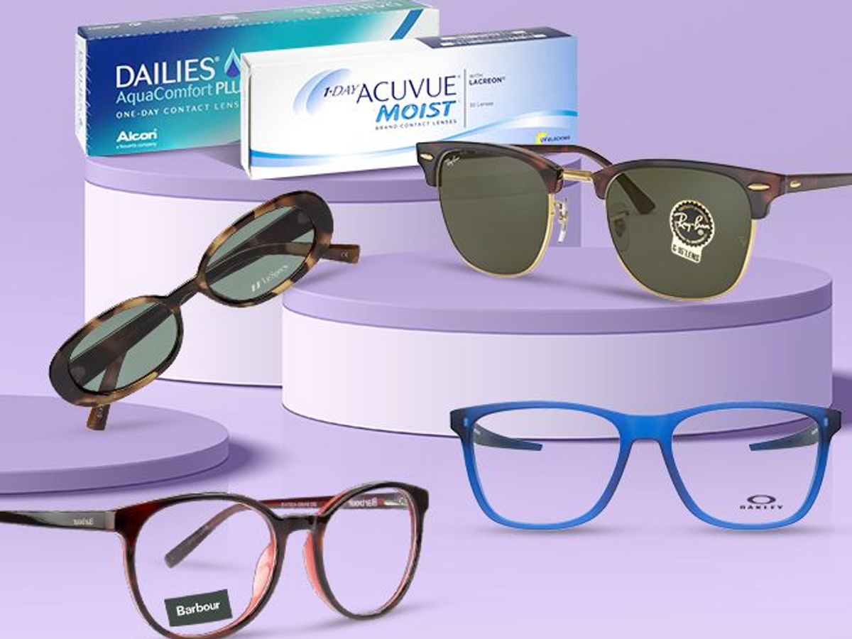 Hands Up! 🙌 We caught you looking for the best eyewear deals!