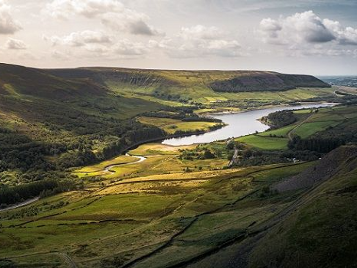 THE BEST 10 PEAK DISTRICT WALKING ROUTES