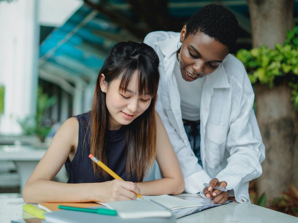 Sign up as Tutor and Earn up to £80 Per Hour!