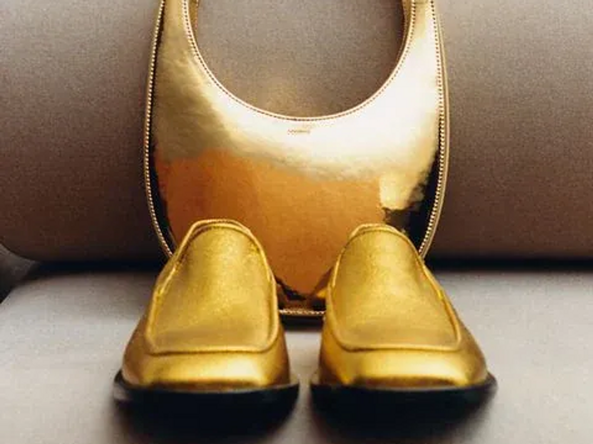 TRENDING: METALLIC DETAILS