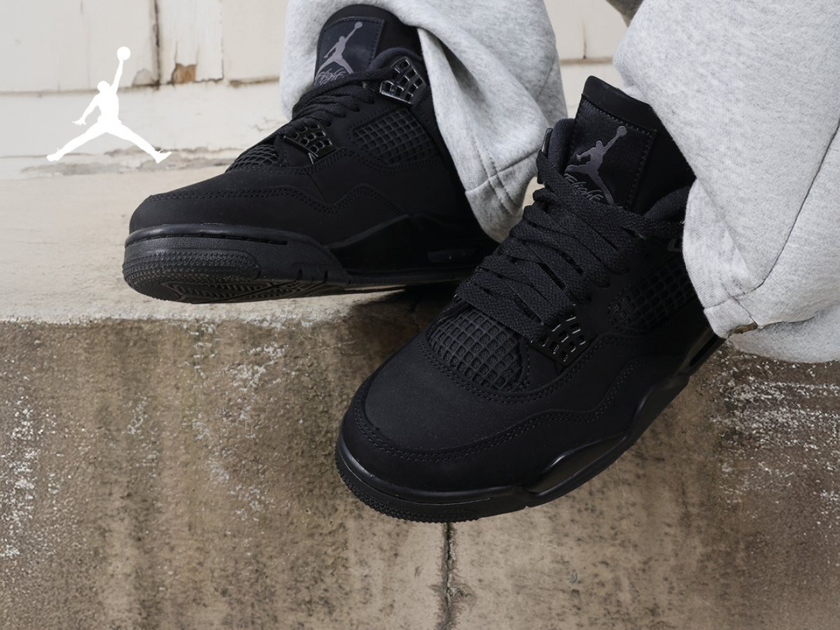 AJ4 Black Cat