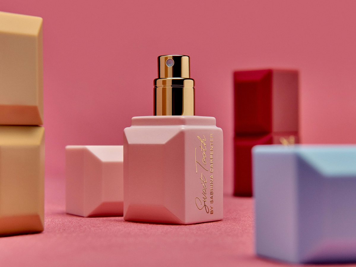 Travel Light, Smell Amazing 🌍✨