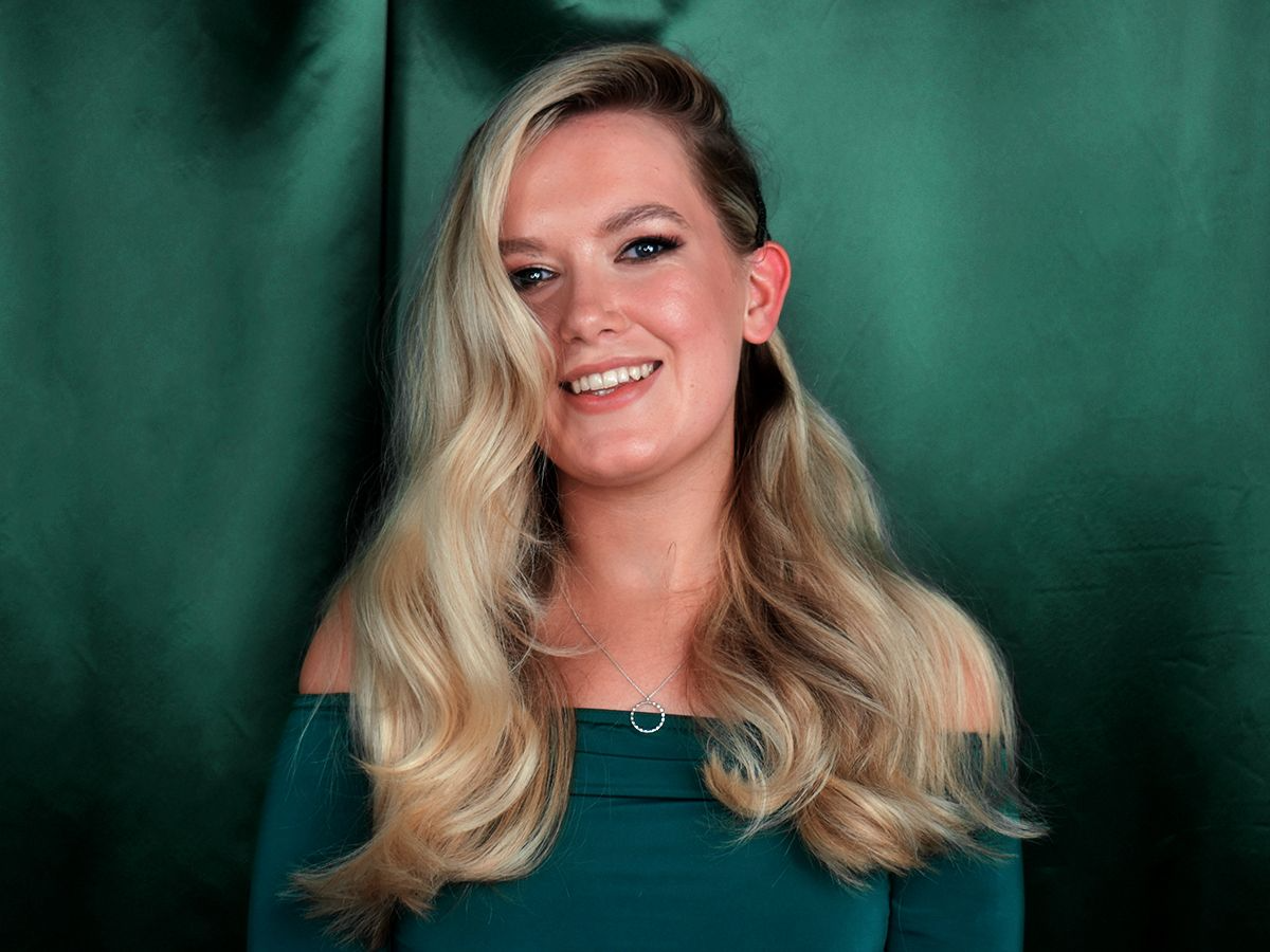 How to do Hollywood Waves